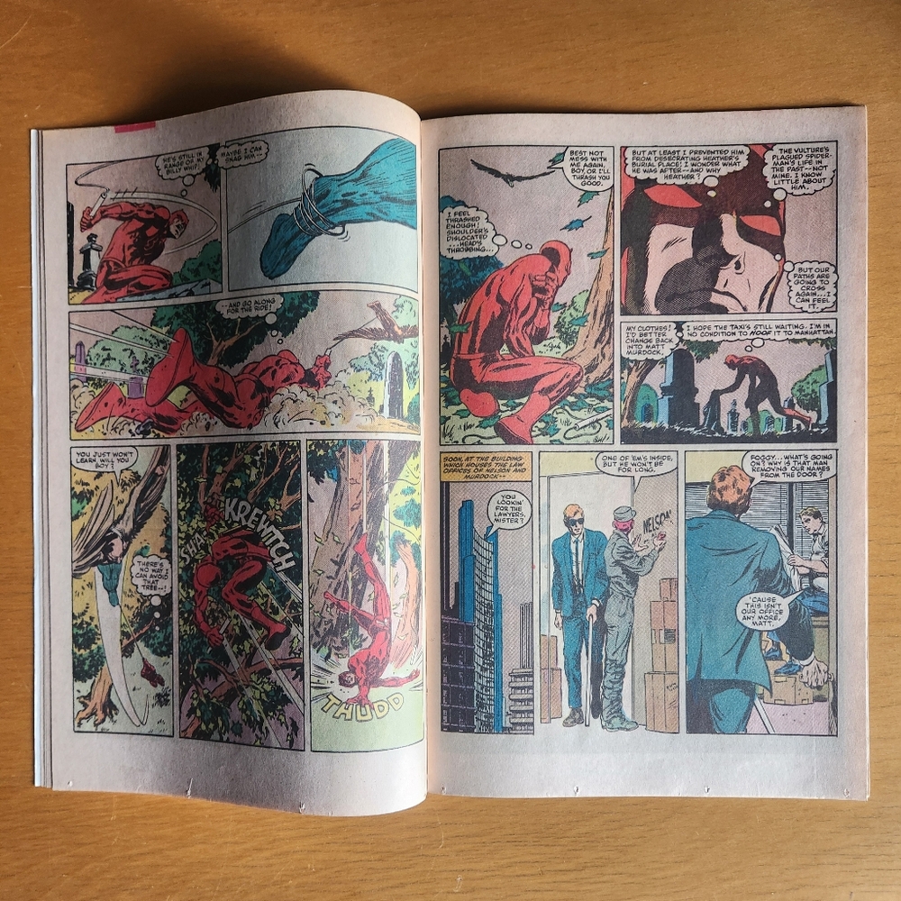 Daredevil #223 & #225, 1980s comic books (Lot of 2) - Picture 13 of 16